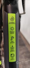 Bicicletta ibrida Kross Evado 2.0