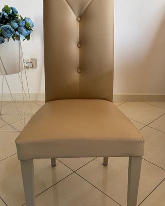 Sedie beige da cucina + sgabelli