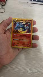 Carta pokemon Charizard Uragano Plasma