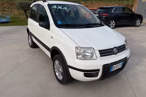 Fiat Panda 4x4 TASTO ELD GANCIO TRAINO -- 119000 k