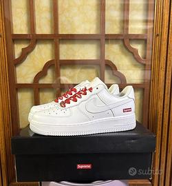 Nike Air Force 1 Supreme bianche  EU 43
