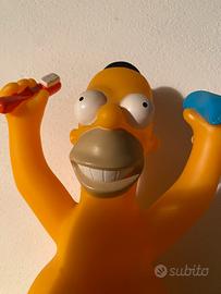 Due pupazzi, Homer