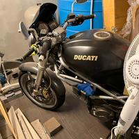 Ducati monster 600 dark