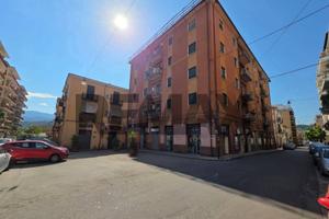 Locale Commerciale - Cosenza
