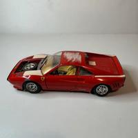 Modellino in scala della Ferrari GTO del 1984