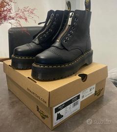 Anfibio Dr. martens