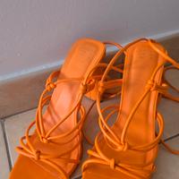 Sandali arancione tacco alto