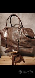 borsone in pelle nuovo con cartellino color cuoio 