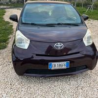 Toyota iq neopatentati