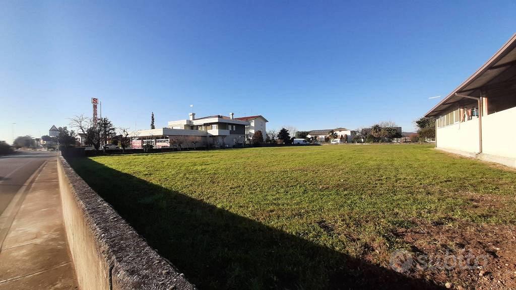 Terreno di 1840 m² a Corno di Rosazzo - Vista 4