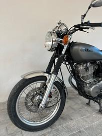 Yamaha SR400 efi