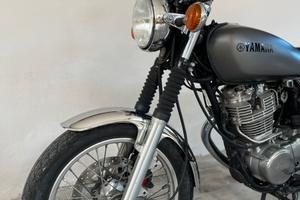 Yamaha SR400 efi