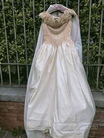 Vestito da sposa avorio
