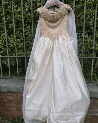 Vestito da sposa avorio