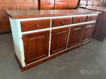 Credenza