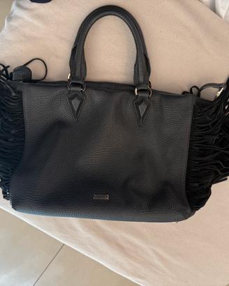 Borsa pelle nera Pinko con frange