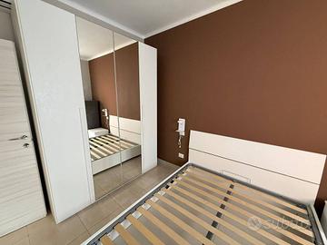 Stanza in appartamento di 68 m² a Milano