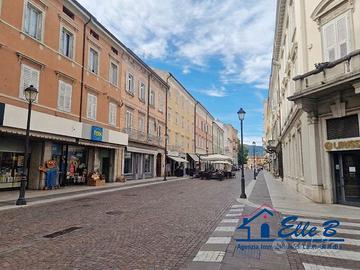 Box Auto Privato 14 mq Gorizia Centro Storico