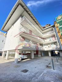 Trilocale mansardato in parco con posto auto cod