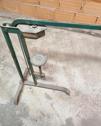 Imbottigliatrice tappi di sughero 