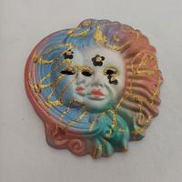 Maschera veneziana in gesso dipinta a mano 