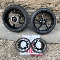 Dischi freno yamaha r1 perfetti!