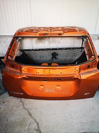 Baule portellone peugeot 2008 