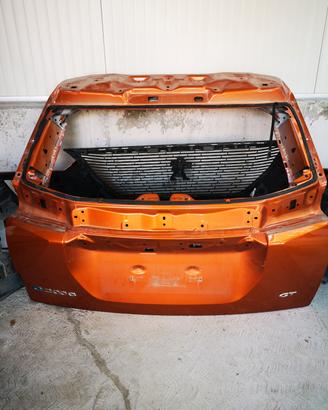 Baule portellone peugeot 2008  ricambi
