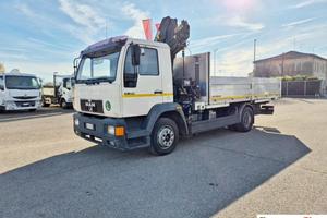 MAN 13 284 cassone e gru scarrabili con Radiocoman