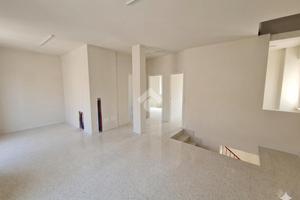 4 LOCALI A GASSINO TORINESE
