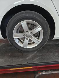 4 CERCHI IN LEGA ORIGINALI AUDI CON GOMME INVERNO