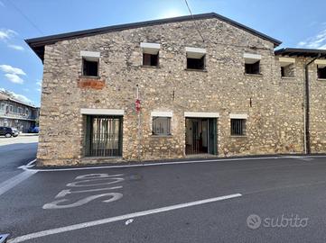 UFFICIO A RODENGO SAIANO