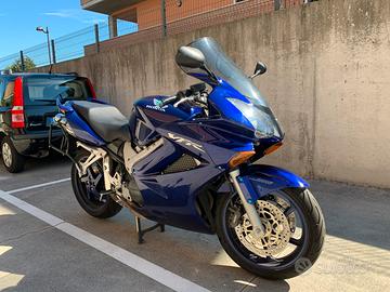 Honda  VFR 800 V-tech 2005