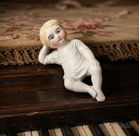 Piano baby antica biscuit primi ‘900 statuina