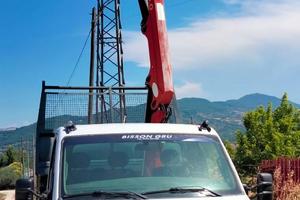 Renault Master -  Cassone ribaltabile e gru
