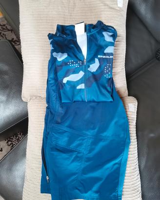 Endura Hummvee maglietta + pantaloncini 