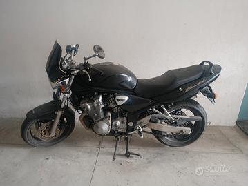 Suzuki bandit 600