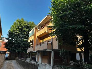 Appartamento di 82 m² con 3 locali e box auto a Bo