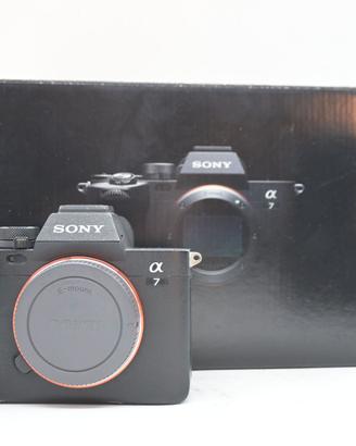 Sony a7 IV Solo Corpo