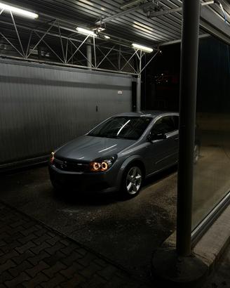 Opel Astra GTC