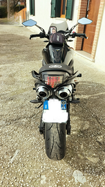 Moto Yamaha fz6