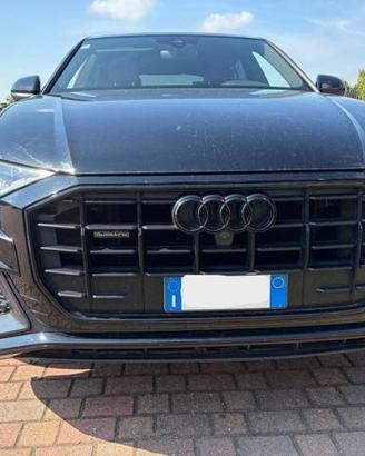 AUDI Q8 45 TDI quattro tiptronic Sline