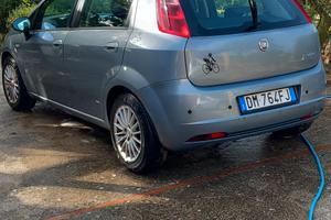 Grande punto 90cv 1.3 multijet Emotion  2007