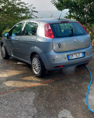 Grande punto 90cv 1.3 multijet Emotion  2007