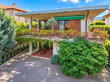 VILLA SINGOLA A VACRI