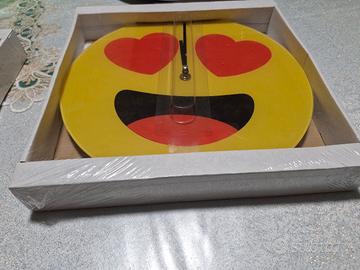orologio a parete emoji