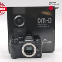 Olympus OM-D E-M10 IV