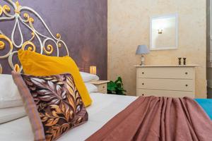 Trivani piu accessori e terrazzo
