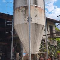 Silos in vetroresina