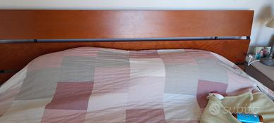 Letto matrimoniale frau
